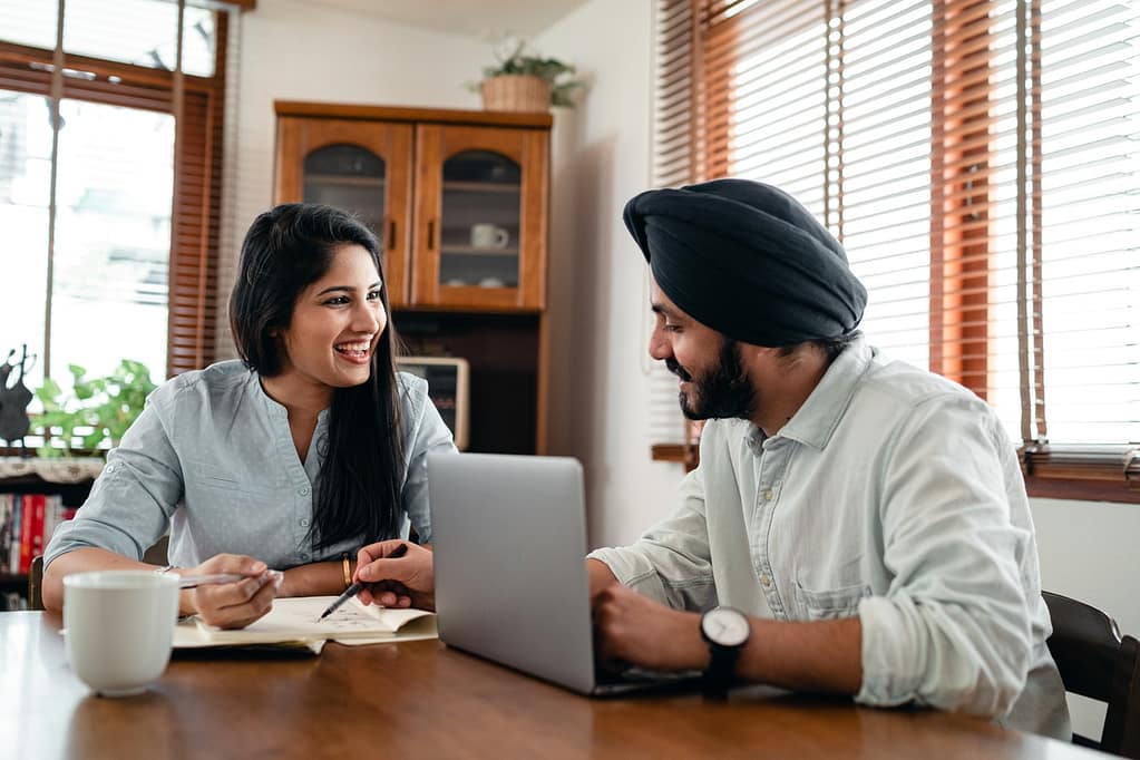 smile-muslim-couple