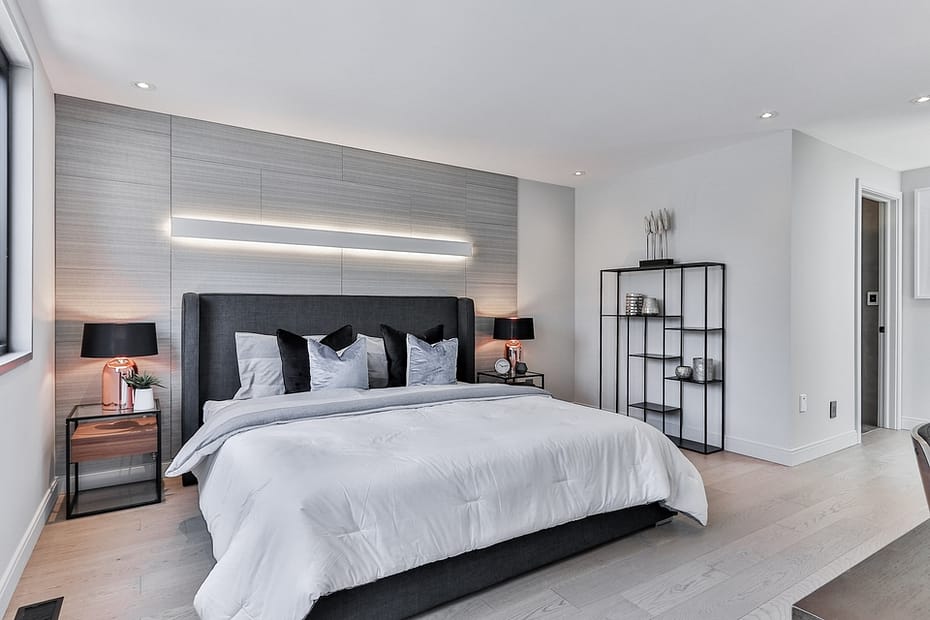 beautiful-double-bed-in-a-modern-new-build-apartment